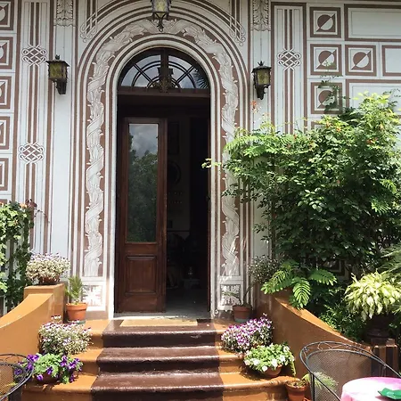 Azalea Hotel 3*